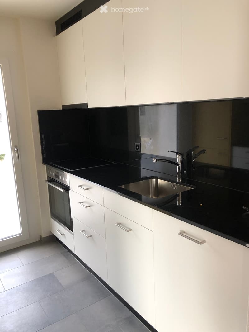 3.5-Zi Wohnung im 1. OG (8)