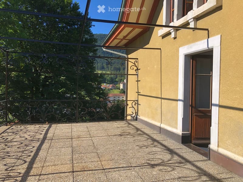 3 ½ pièces dans une maison de Maître – Un lieu de vie plein de charme et de verdure (20)