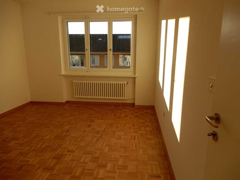 Stilvolle, authentisch renovierte 50ies-Wohnung (10)
