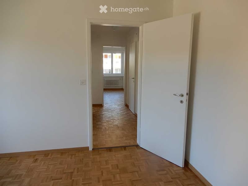 Stilvolle, authentisch renovierte 50ies-Wohnung (4)