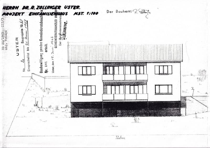 Architectural floor plan of a residential building labeled "Projekt Einfamilienhaus." The plan shows a two-story structure with multiple windows and a flat roof.