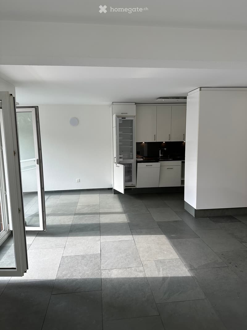 3 1/5 Zi Wohnung am Züriberg (9)