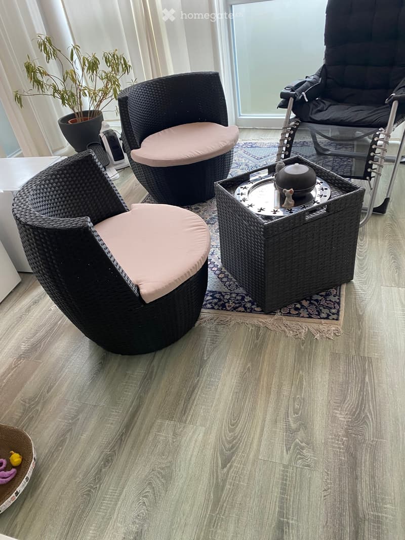 {"type": "Furnished Room", "objects": ["chair", "table", "tabletop", "table runner", "tableware", "table runner", "table runner", "table runner", "table runner", "table runner", "table runner", "table runner", "table runner", "table runner", "table runner