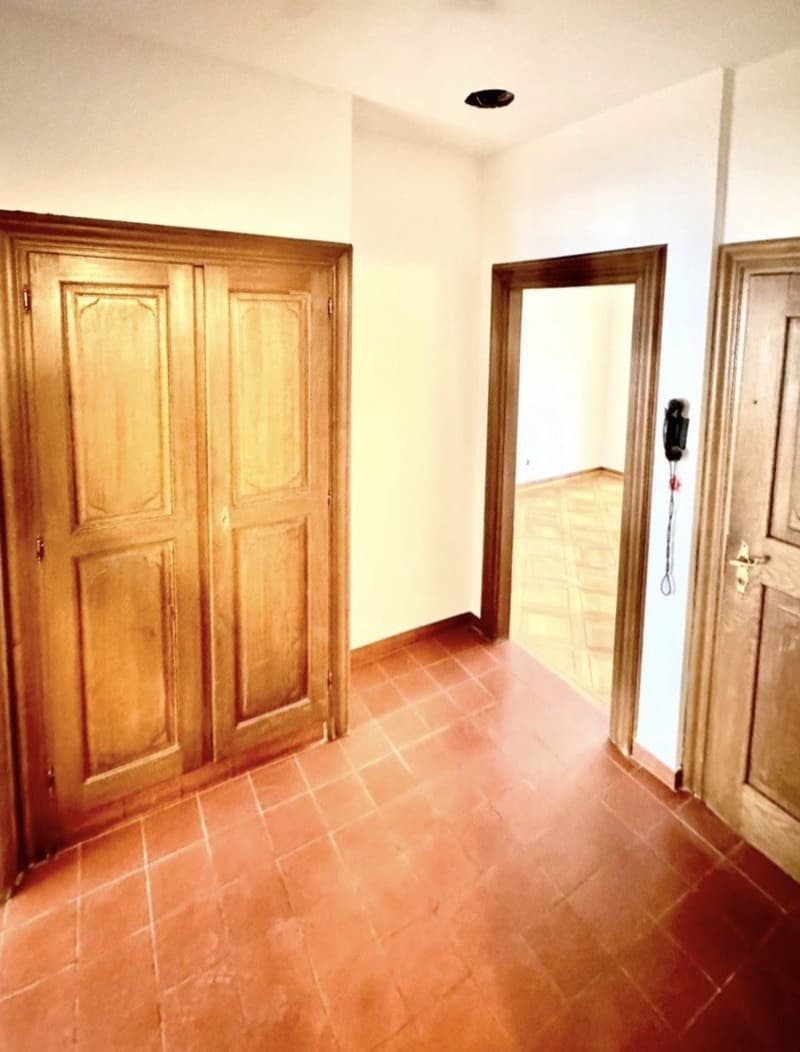 Traumhafte Wohnung mit Chemineé direkt am Rhein (8)