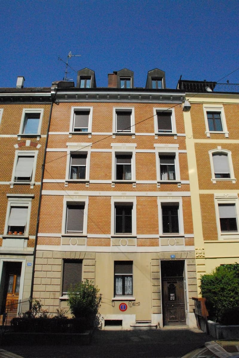 Schön sanierte 3½-Zimmer-Altbauwohnung mit Galerie im Kleinbasel (1)