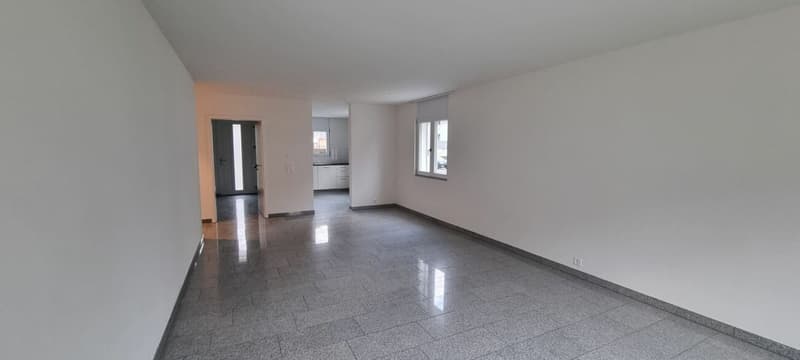 Ruhige Gartenwohnung im Grünen - 3.5 Zimmer (2)