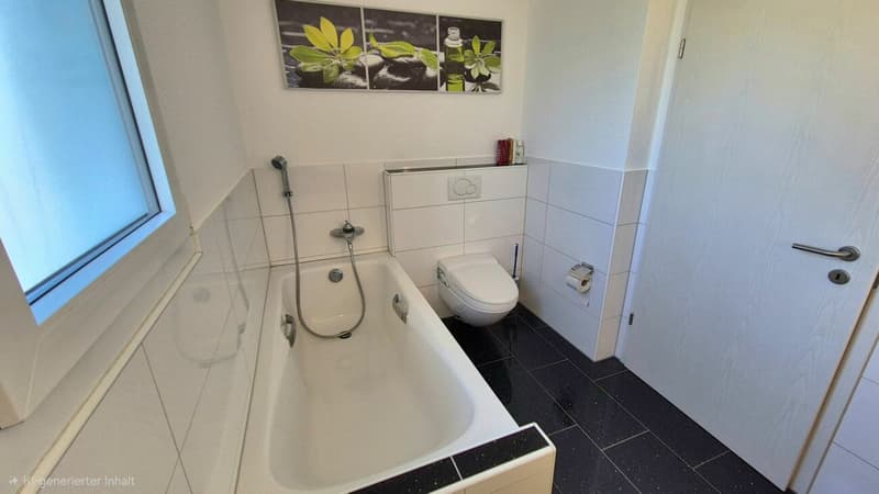 Traumhafte 4.5 Zi.-Whg. in Tennwil mit Seesicht (8)