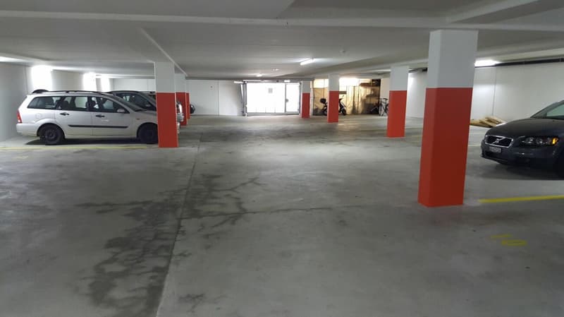 Parkplätze in Rupperswil nahe Bahnhof und Altersheim (1)