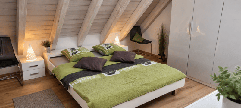 4-Zi. Dachgeschoss-Wohnung - MÖBLIERT (3)