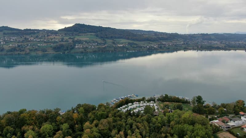 Traumhafte 4.5 Zi.-Whg. in Tennwil mit Seesicht (16)