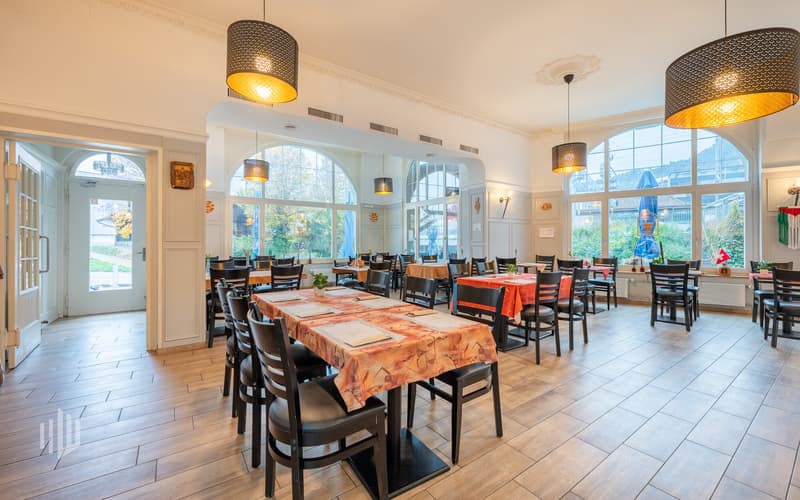 Restaurant mit attraktiver Terrasse