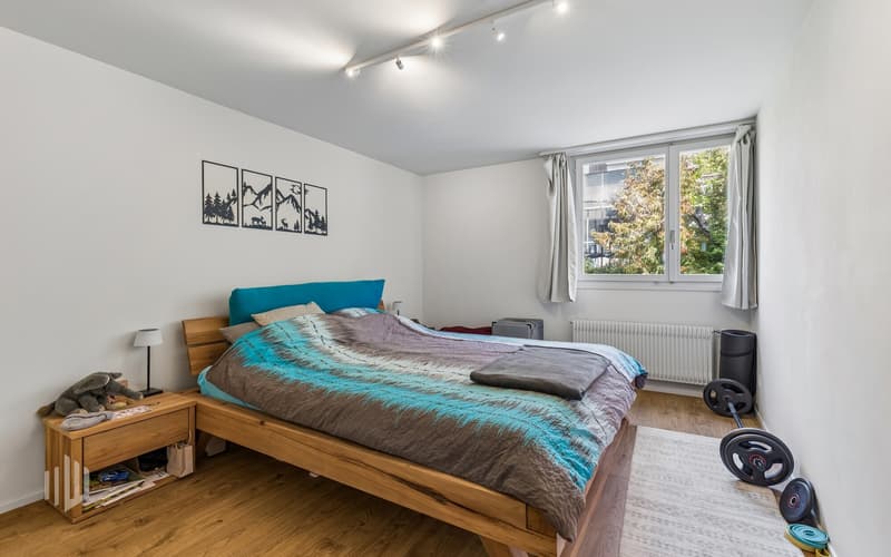 Zimmer mit Einbauschränken