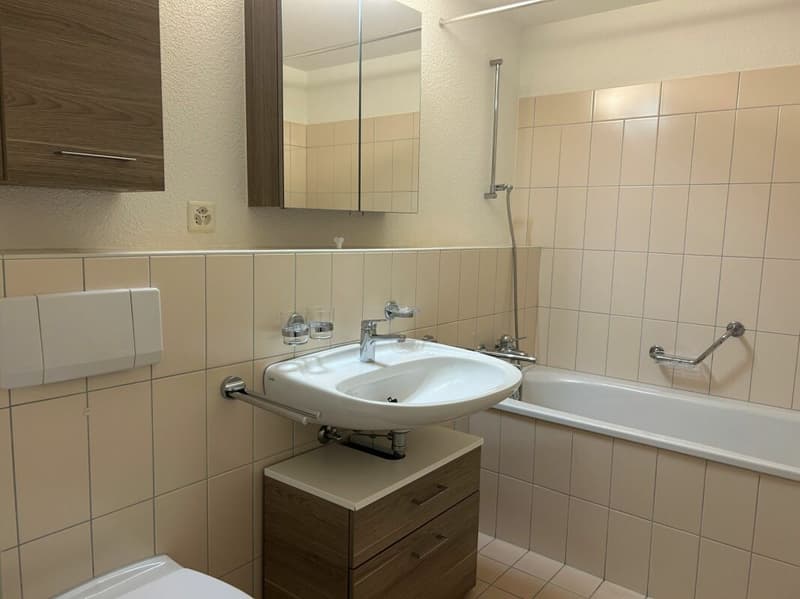 Ruhig gelegene 3.5-Zimmerwohnung mit Sitzplatz (3)