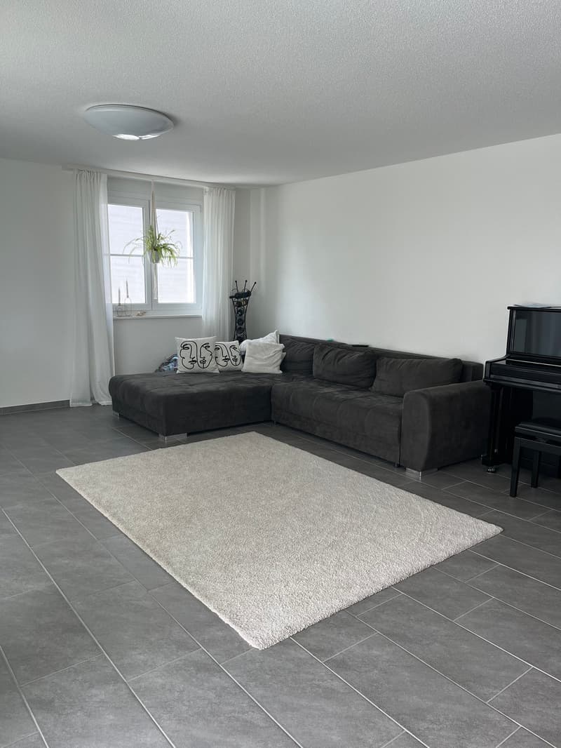 4.5 Zi.-Wohnung im Grünen zu vermieten (3)