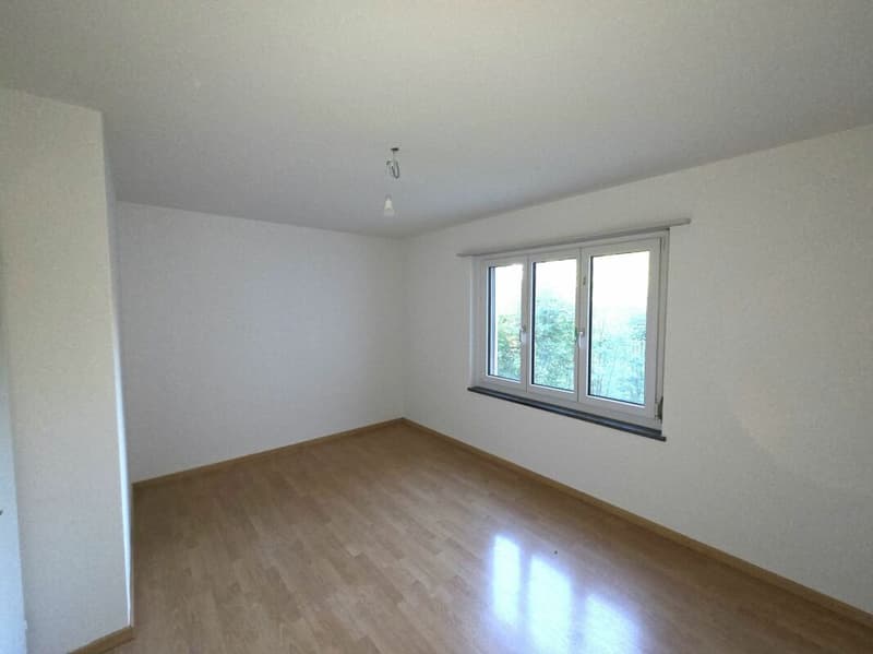 2.5 Zi-Whg mit Sitzplatz in ruhigem Uni-Quartier (3)