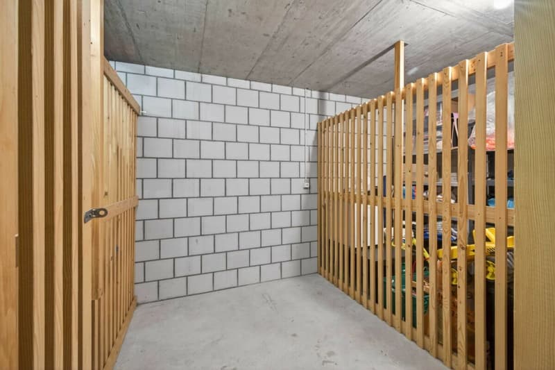 Grosszügige 3.5-Zimmmerwohnung im Erdgeschoss mit Gartensitzplatz und Bergblick (12)