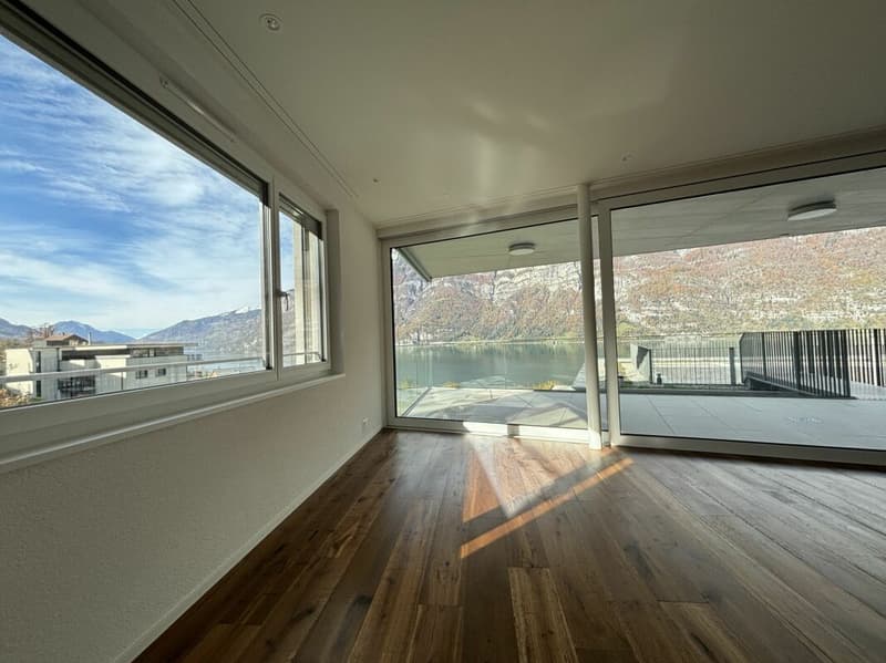 Exklusive 5.5 Zimmer-Terrassenwohnung mit Blick auf den Walensee (11)