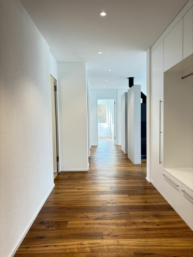 Exklusive 5.5 Zimmer-Terrassenwohnung mit Blick auf den Walensee (27)