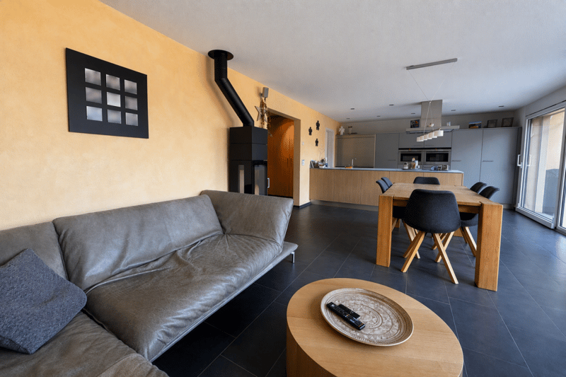 Attraktives 6.5 Zimmer-Doppeleinfamilienhaus mit Garten und Aussicht (8)