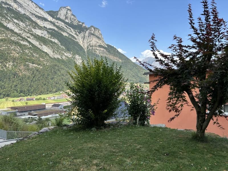 Attraktives 6.5 Zimmer-Doppeleinfamilienhaus mit Garten und Aussicht (24)
