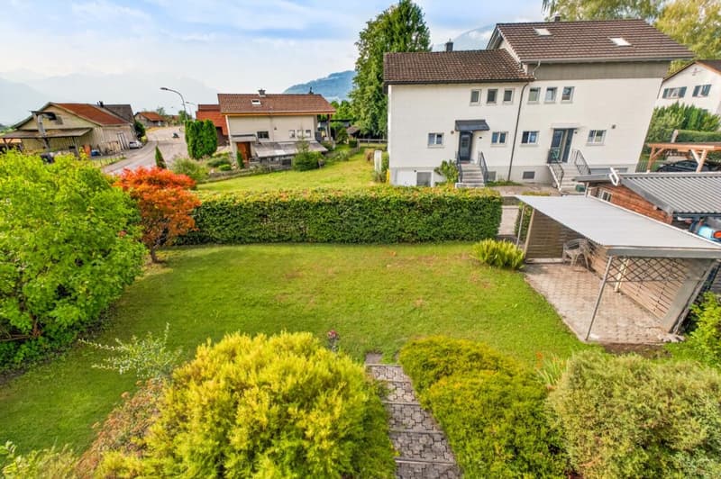 Charmantes Doppeleinfamilienhaus an ruhiger Lage mit Weitsicht (25)