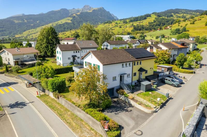 Charmantes Doppeleinfamilienhaus an ruhiger Lage mit Weitsicht (27)
