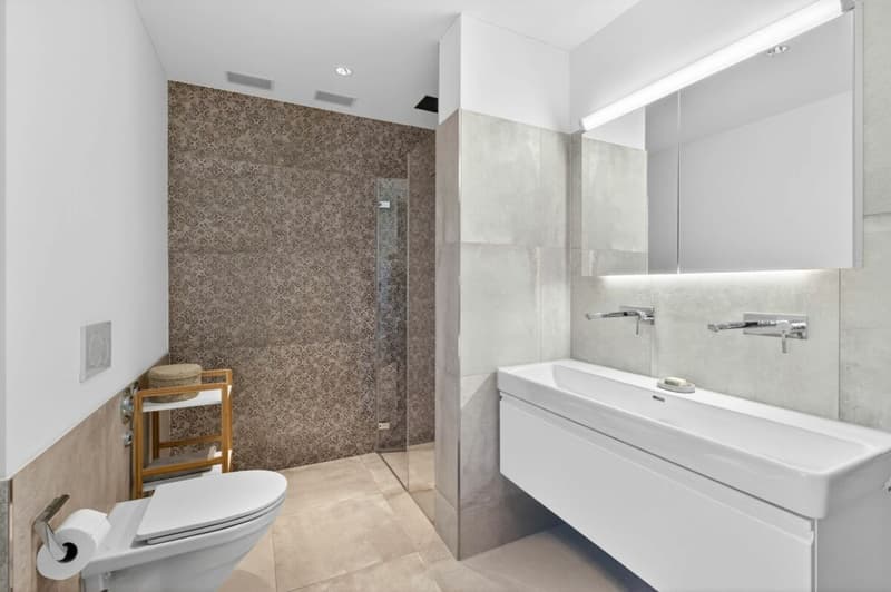 Wohnen mit Weitsicht - hochwertige 3.5-Zimmerwohnung (zweitwohnungstauglich) mit Balkon und Terrasse (12)