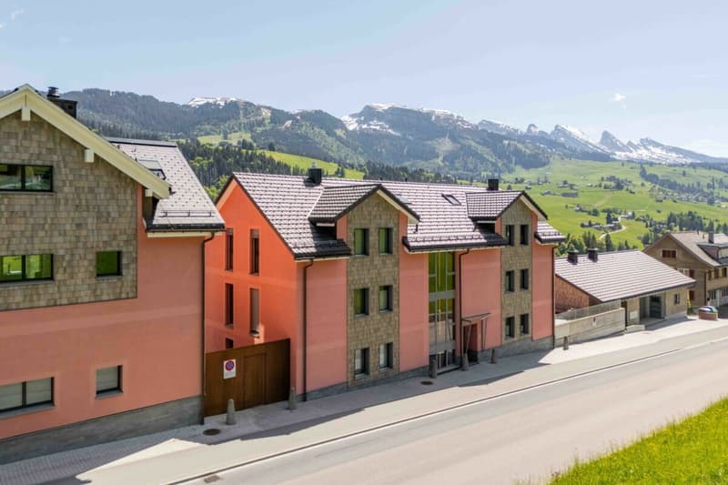 Wohnen mit Weitsicht - hochwertige 3.5-Zimmerwohnung (zweitwohnungstauglich) mit Balkon und Terrasse (23)