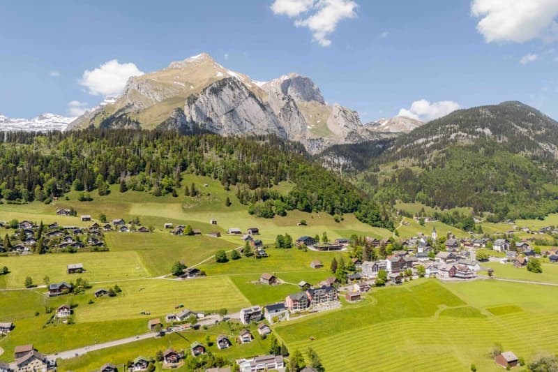 Wohnen mit Weitsicht - hochwertige 3.5-Zimmerwohnung (zweitwohnungstauglich) mit Balkon und Terrasse (26)