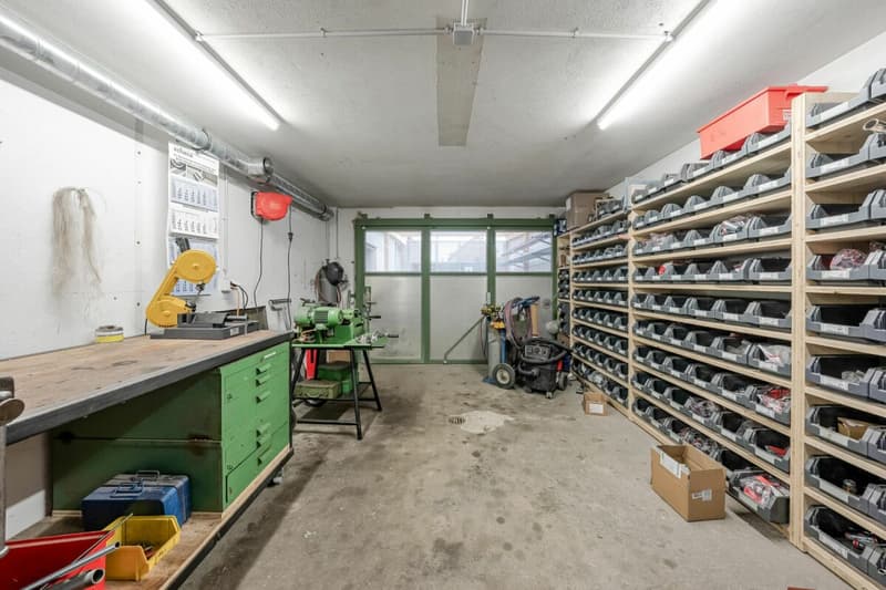 Gewerberäumlichkeiten mit Werkstatt und Büro - Perfekt für Ihr Unternehmen! (12)