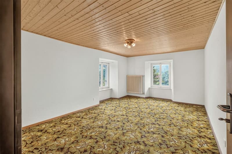 Das Raumwunder im Taminatal: 9-Zimmer Haus mit viel Potenzial (11)