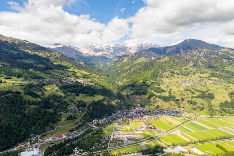 4.5 Zimmer Ferienwohnung mitten im Ski- und Wandergebiet Grüsch-Danusa (32)
