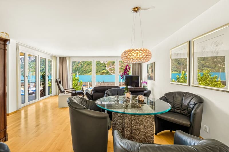 Wohnen in erster Seereihe: 4.5-Zimmerwohnung mit Seepanorama und Blick auf die Churfirsten (4)