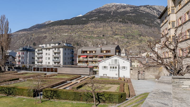 Locali di ufficio con appartamento monolocale in una posizione preferita a Brig (7)