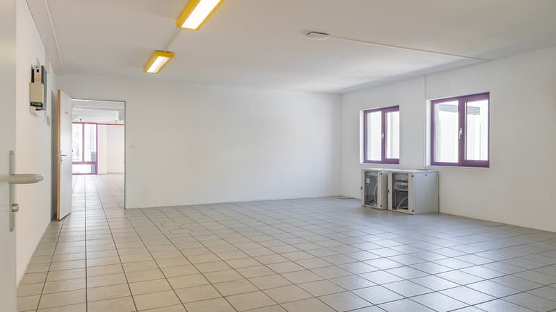 Unterteilbare Bürofläche und Werkstatt an idealer Lage in Visp (10)