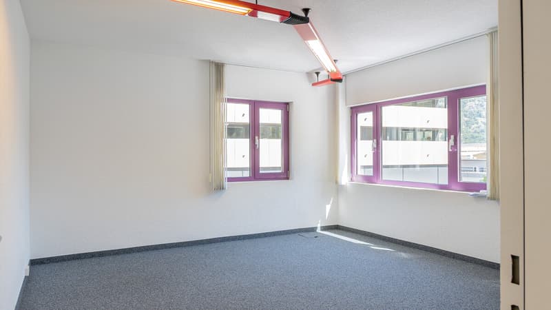 Unterteilbare Bürofläche und Werkstatt an idealer Lage in Visp (11)
