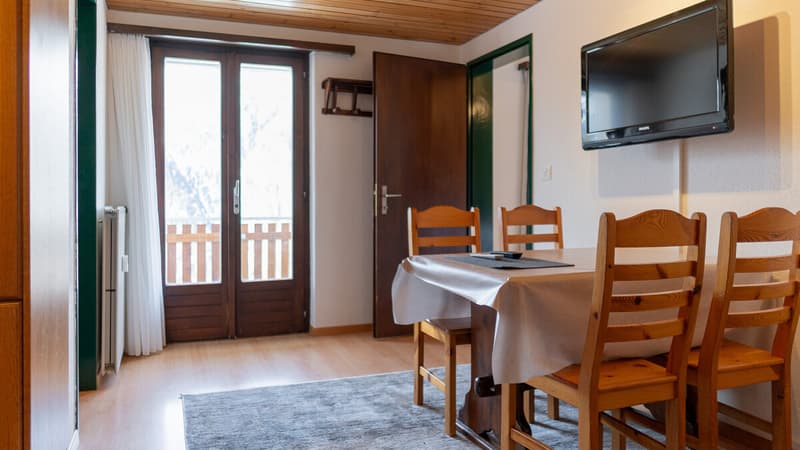 3.5-Zimmerwohnung an ruhiger Lage im Familienparadies Grächen (2)