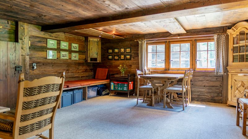 Historisch wertvolles Walliserhaus auf dem Simplon (3)