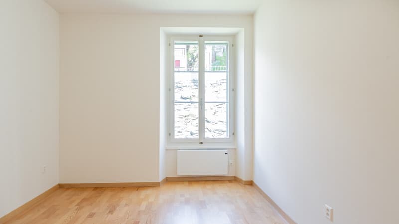 Zentral gelegene komplett renovierte 3.5-Zimmerwohnung in Zermatt (3)