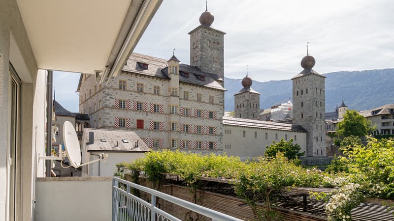 Aussichtsreiche 4.5-Zimmerwohnung am Schlossgarten von Brig (8)