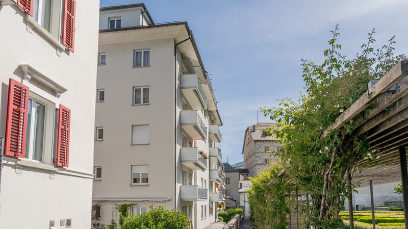 Aussichtsreiche 4.5-Zimmerwohnung am Schlossgarten von Brig (3)