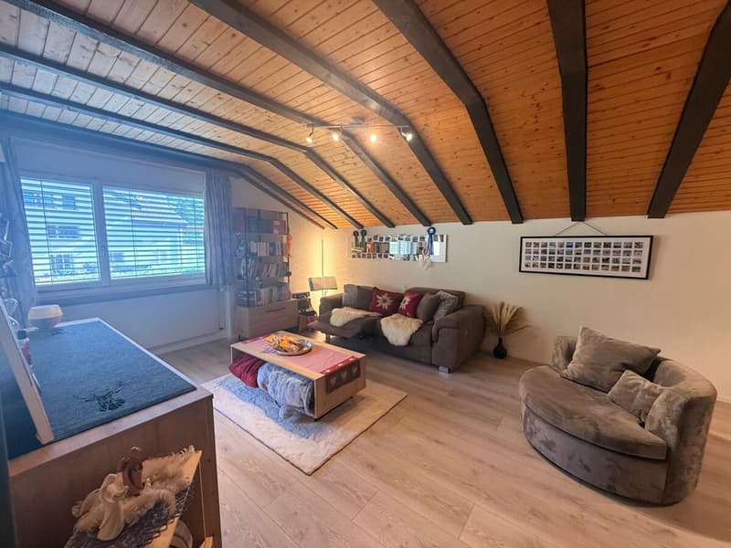 ZU MIETEN: 2-Zimmerwohnung an bevorzugter Lage (4)
