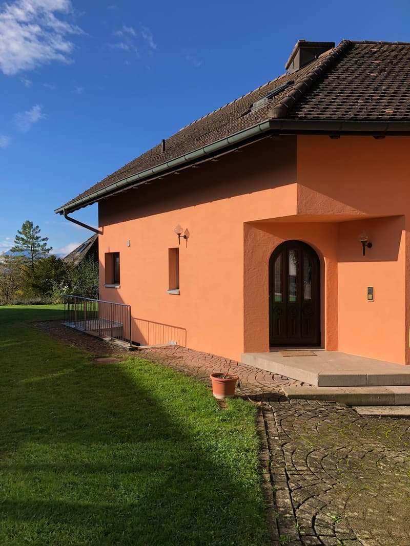 6.5-Zimmer-Einfamilienhaus in Kappel am Albis – idyllische Lage mit herrlicher Aussicht (3)