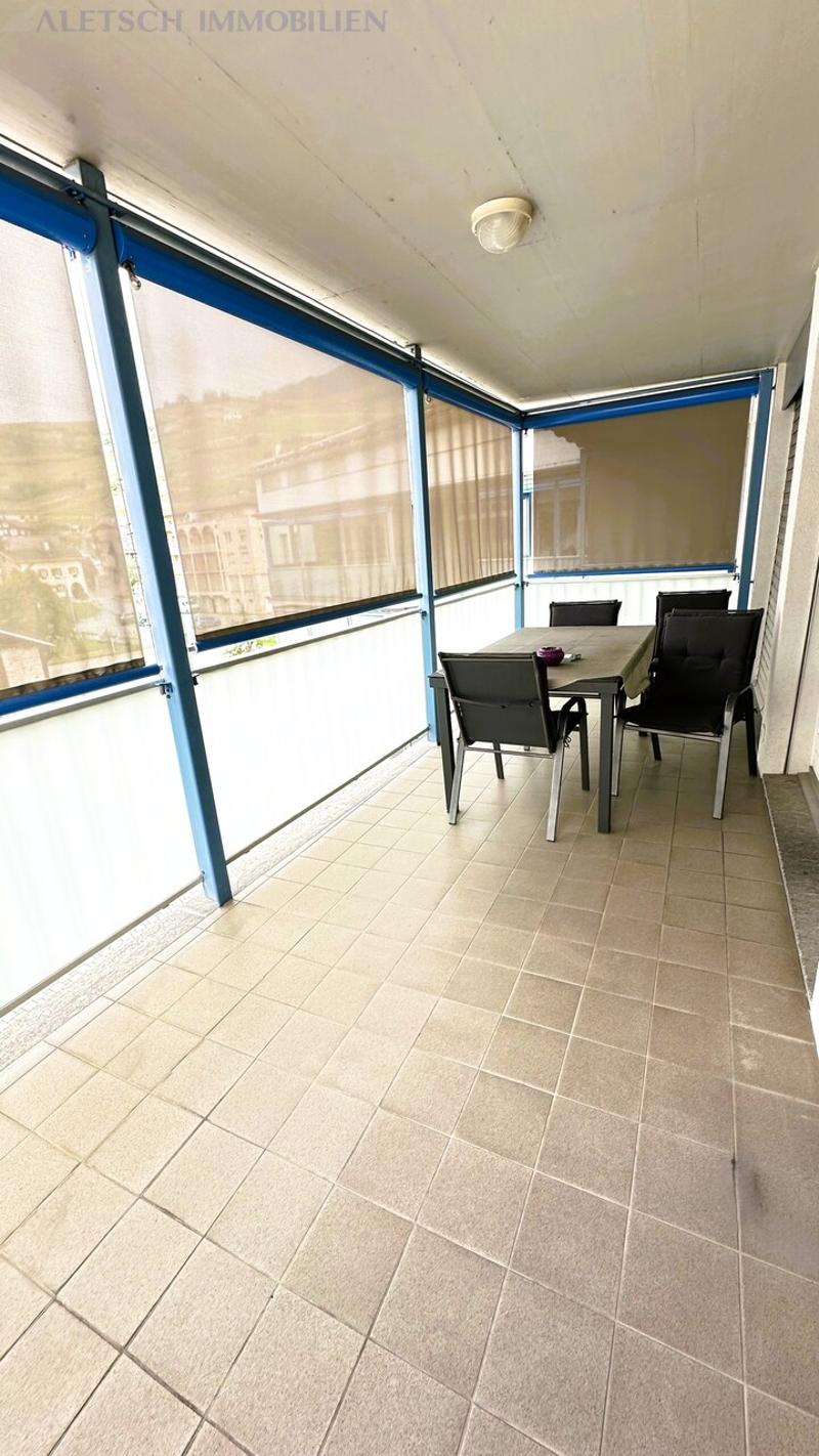 Appartamento centrale di 4,5 locali con balcone orientato a sud, nel centro del villaggio (13)
