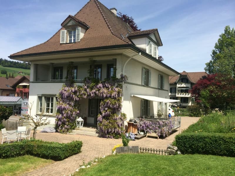 Repräsentative Berner-Landhaus Villa (1)