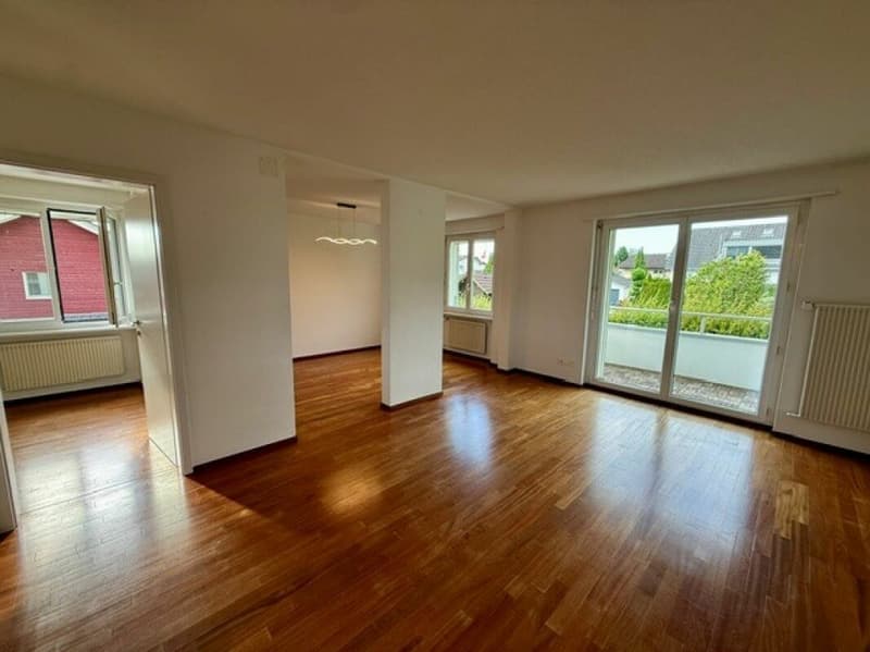 helle 3.5-Zimmer Eigentumswohnung (5)