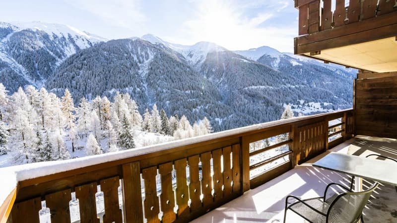 Beautifully furnished holiday apartment with balcony (11)