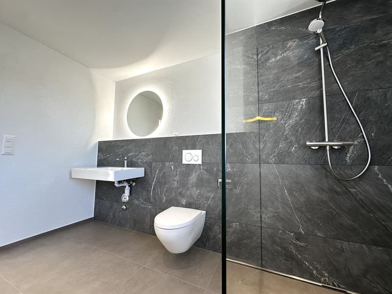 ERSTVERMIETUNG - 3.5-Zimmer-Wohnung im 2. OG mit Balkon und Garage in ruhiger Lage (11)