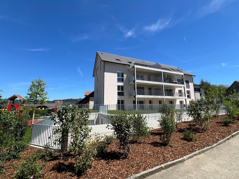Moderne 3.5-Zimmer-Neubauwohnung mit Balkon und Garage – Erstbezug 2026 (1)