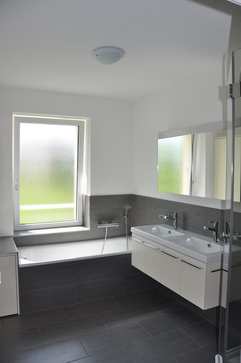 Hübsche 4.5 Zimmerwohnung mit schöner Tessinerlaube (8)